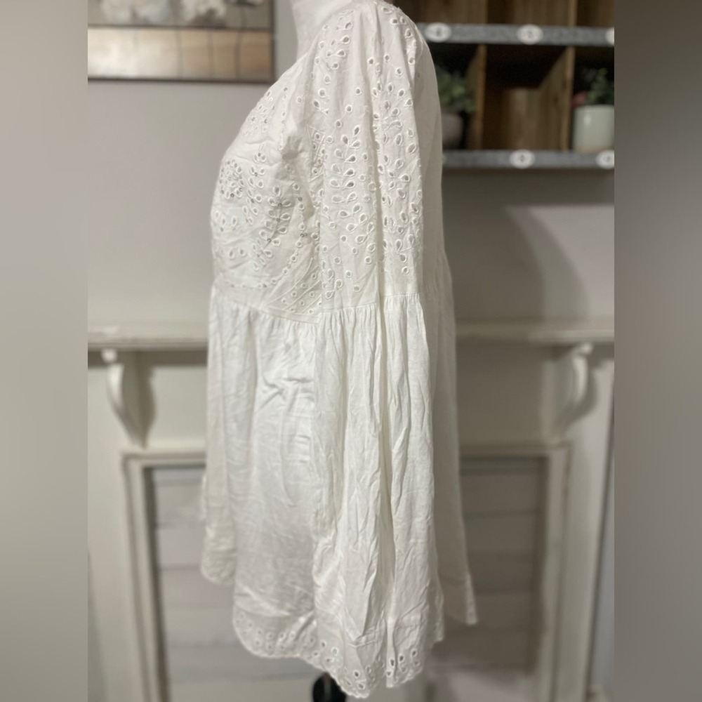 Free People Sea of Love Blouse Ivory NWOT Boho Eyelet Bell Sleeve - Picture 7 of 11